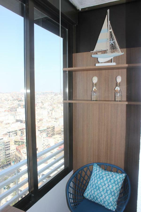 Lukentum Suites Аликанте Экстерьер фото